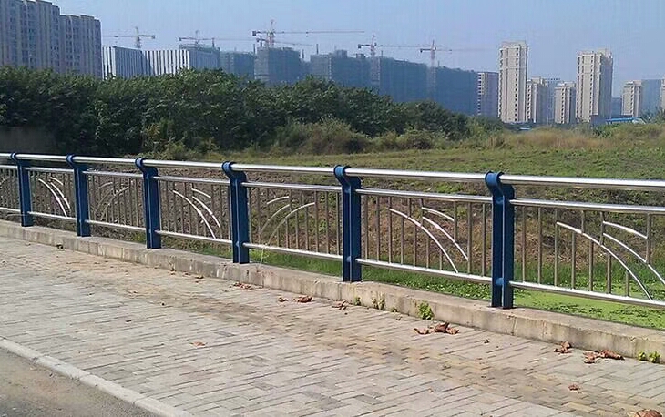不銹鋼復(fù)合管護(hù)欄，不銹鋼復(fù)合管欄桿
